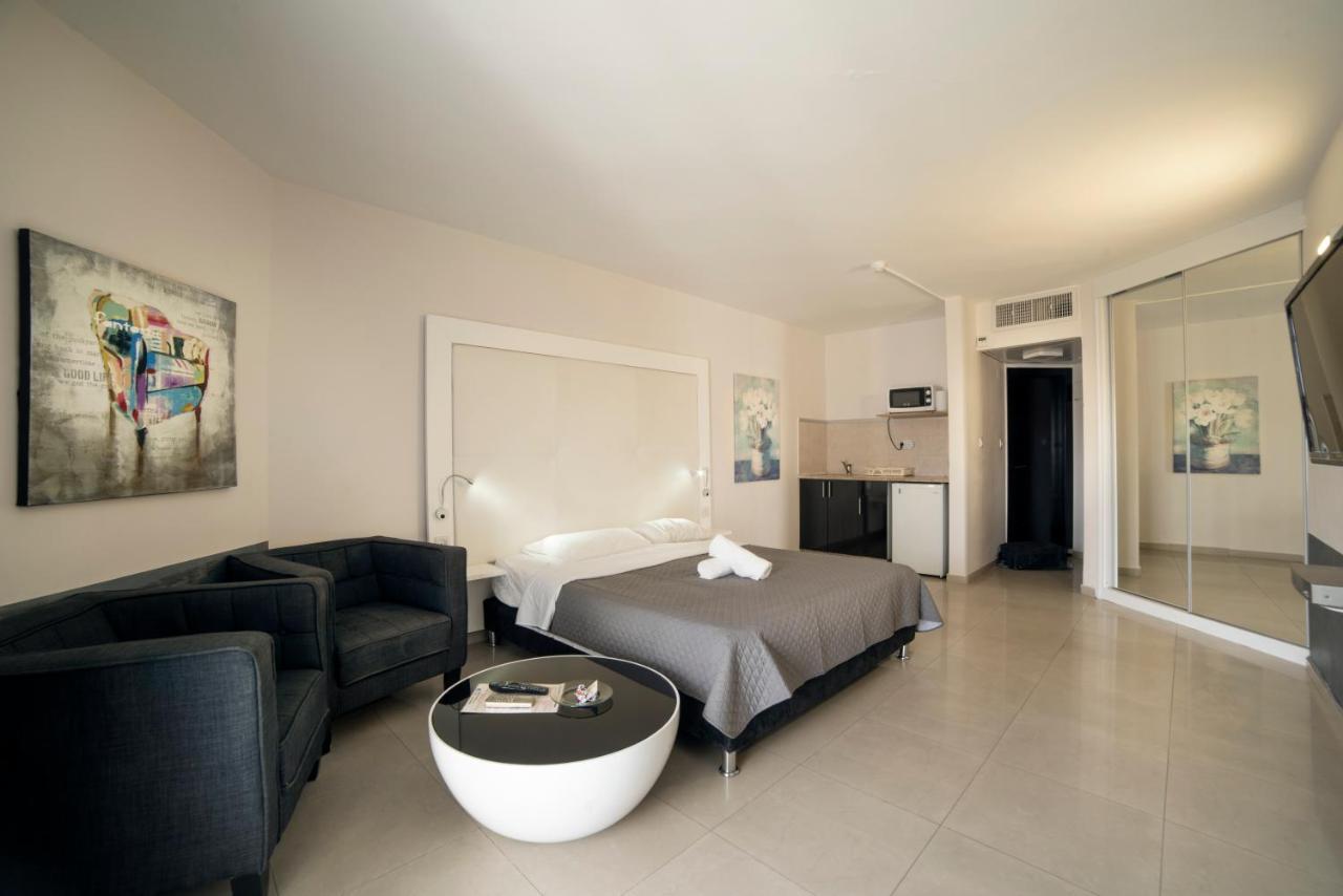 Rich Royal Suites Eilat Bagian luar foto